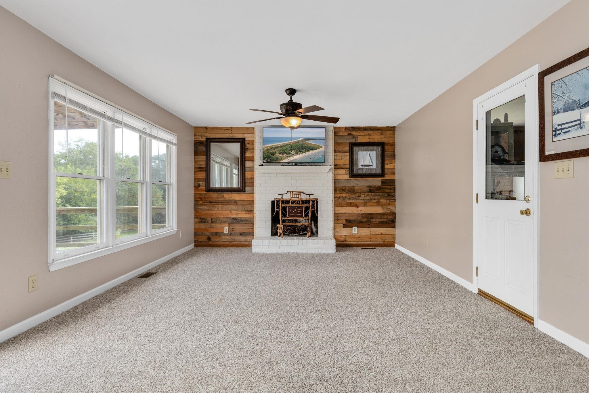 1007 Lake Path Road