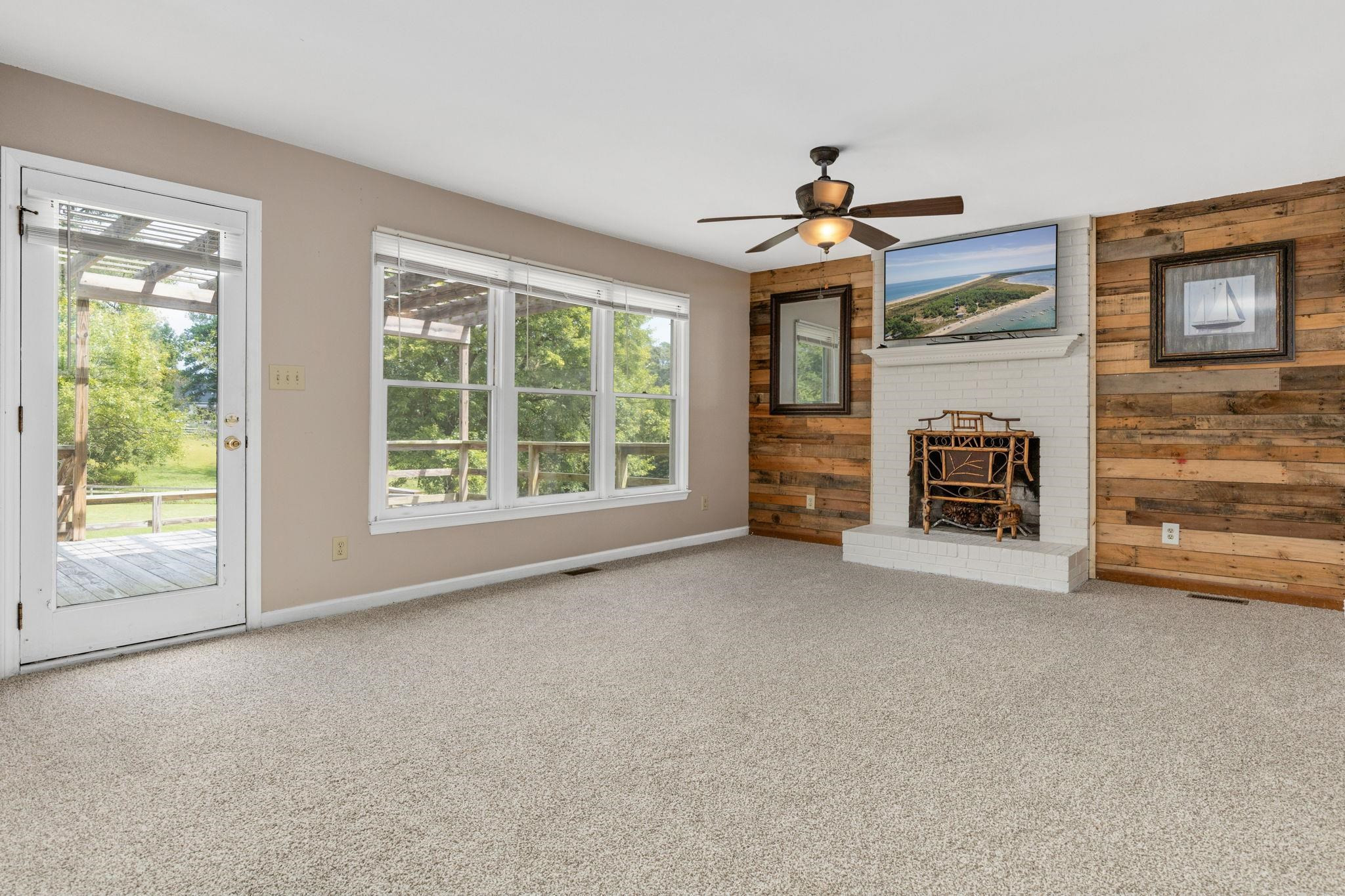 1007 Lake Path Road