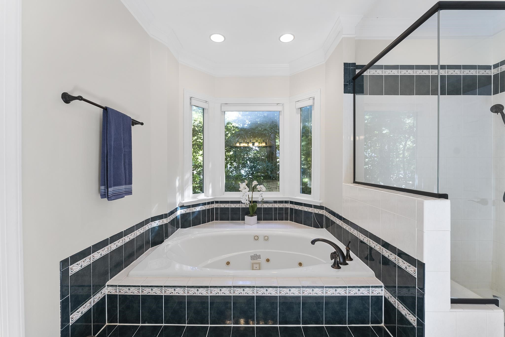 5637 Pine Drive