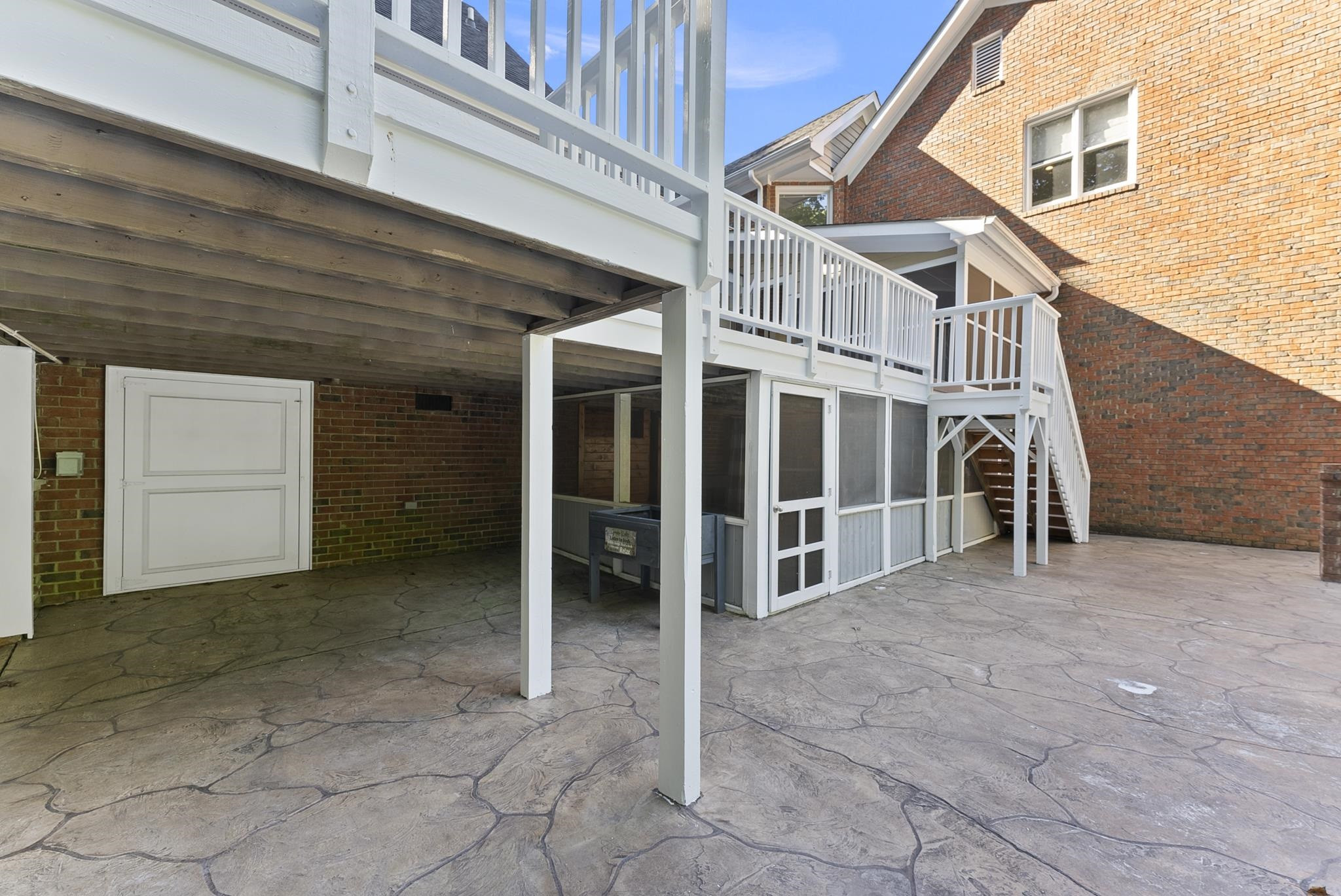 5637 Pine Drive