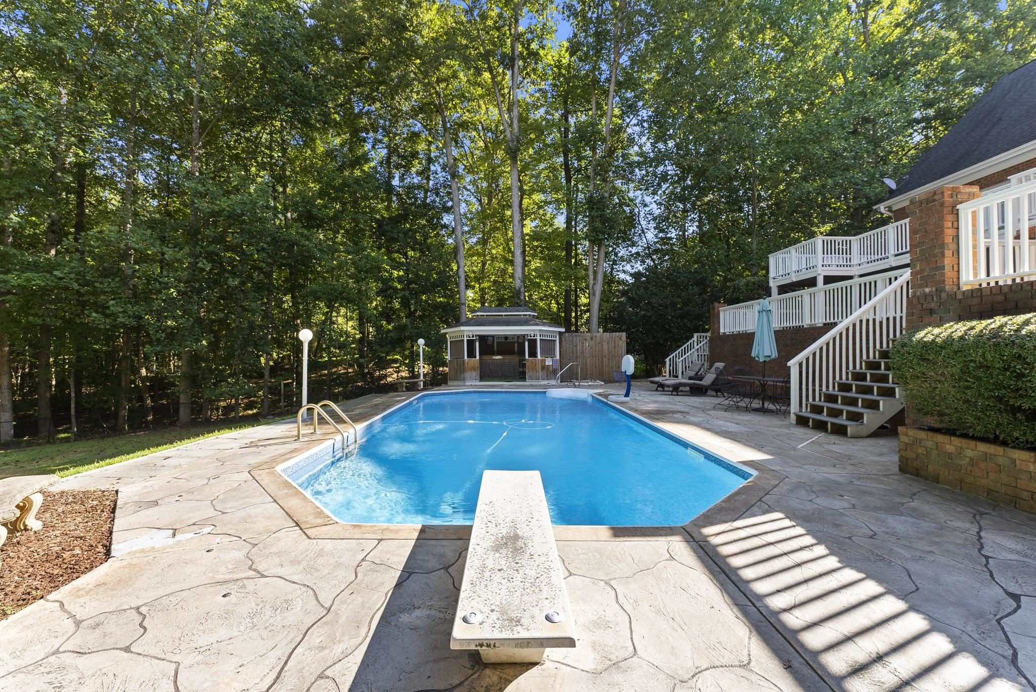 5637 Pine Drive