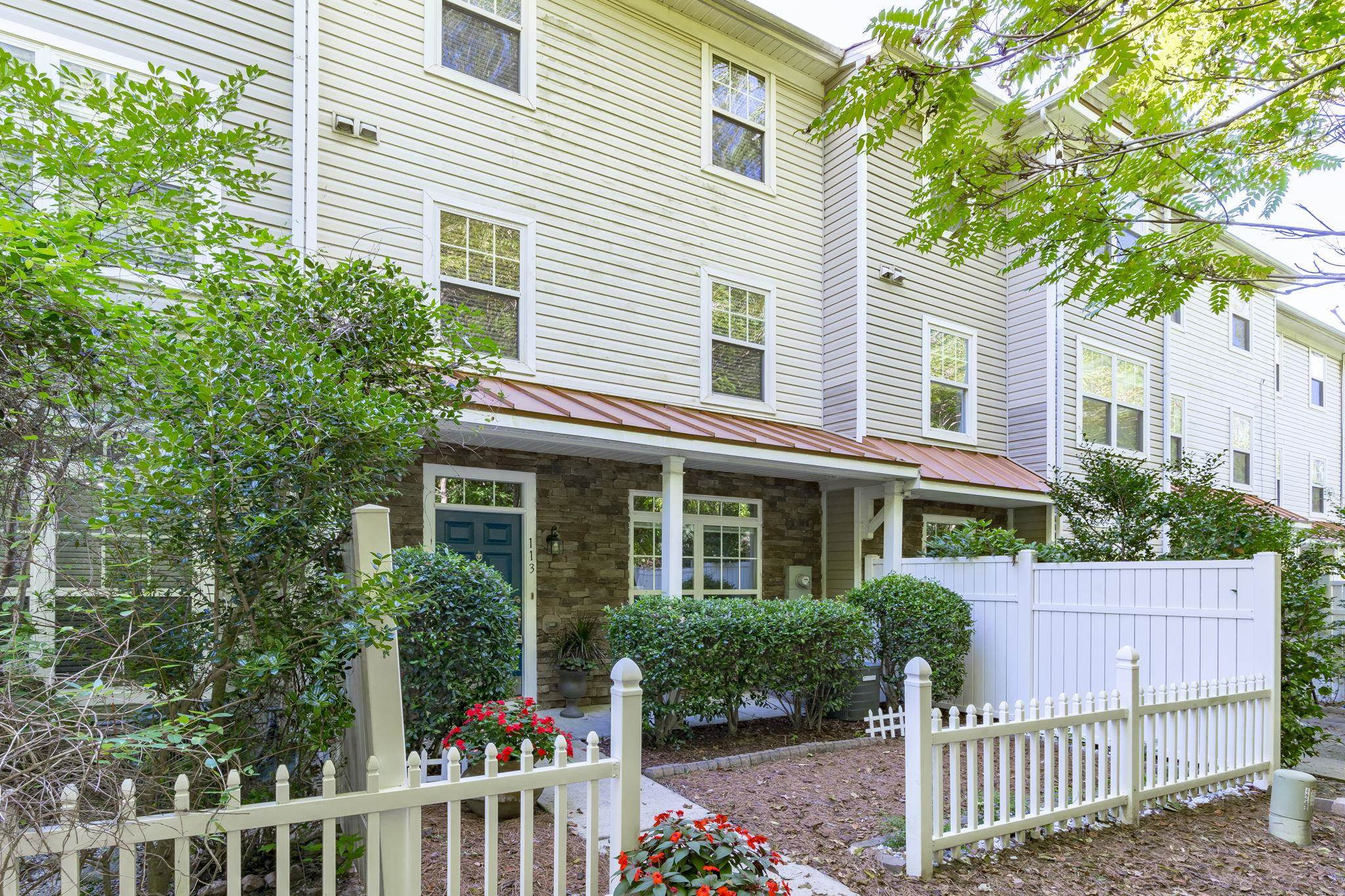 11720 Mezzanine Drive Unit: 113