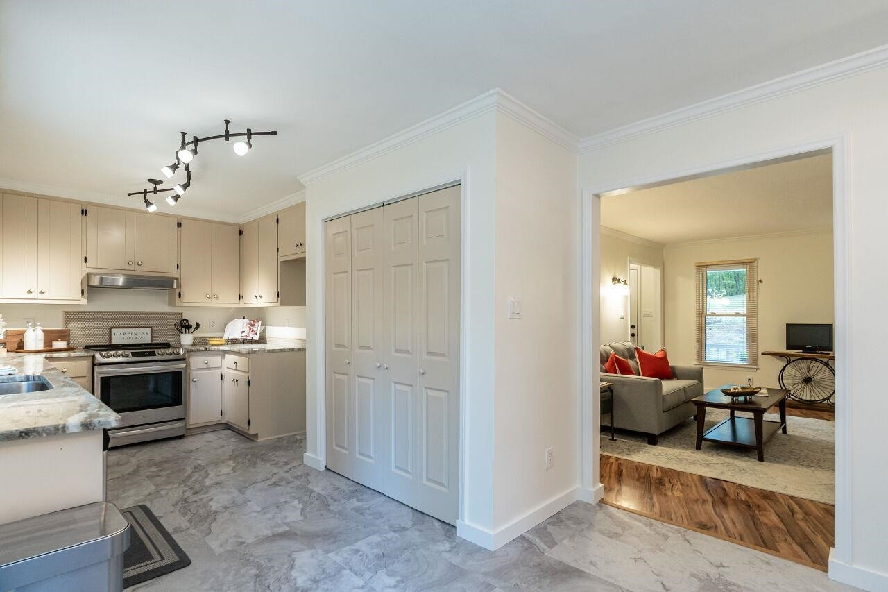 5521 Centennial Drive