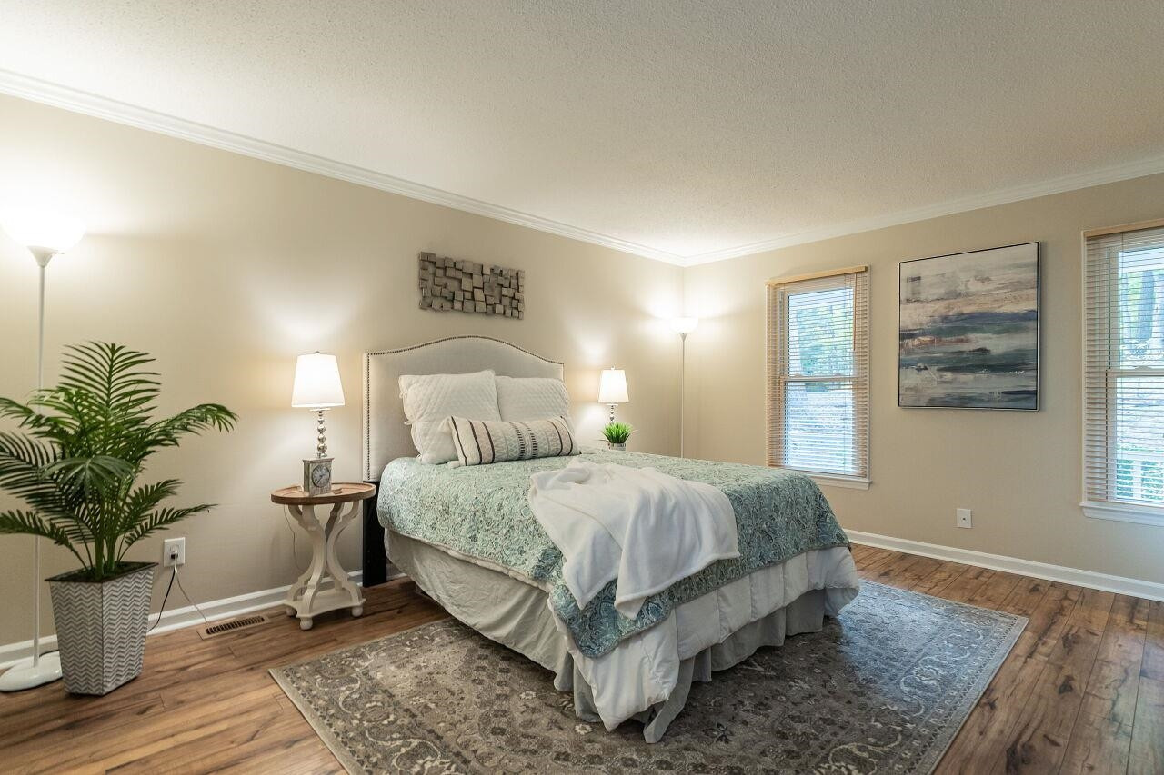 5521 Centennial Drive