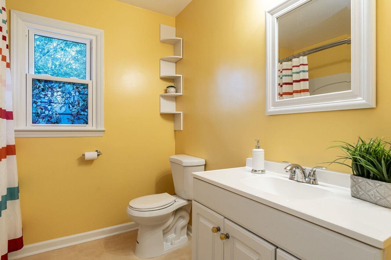 5521 Centennial Drive