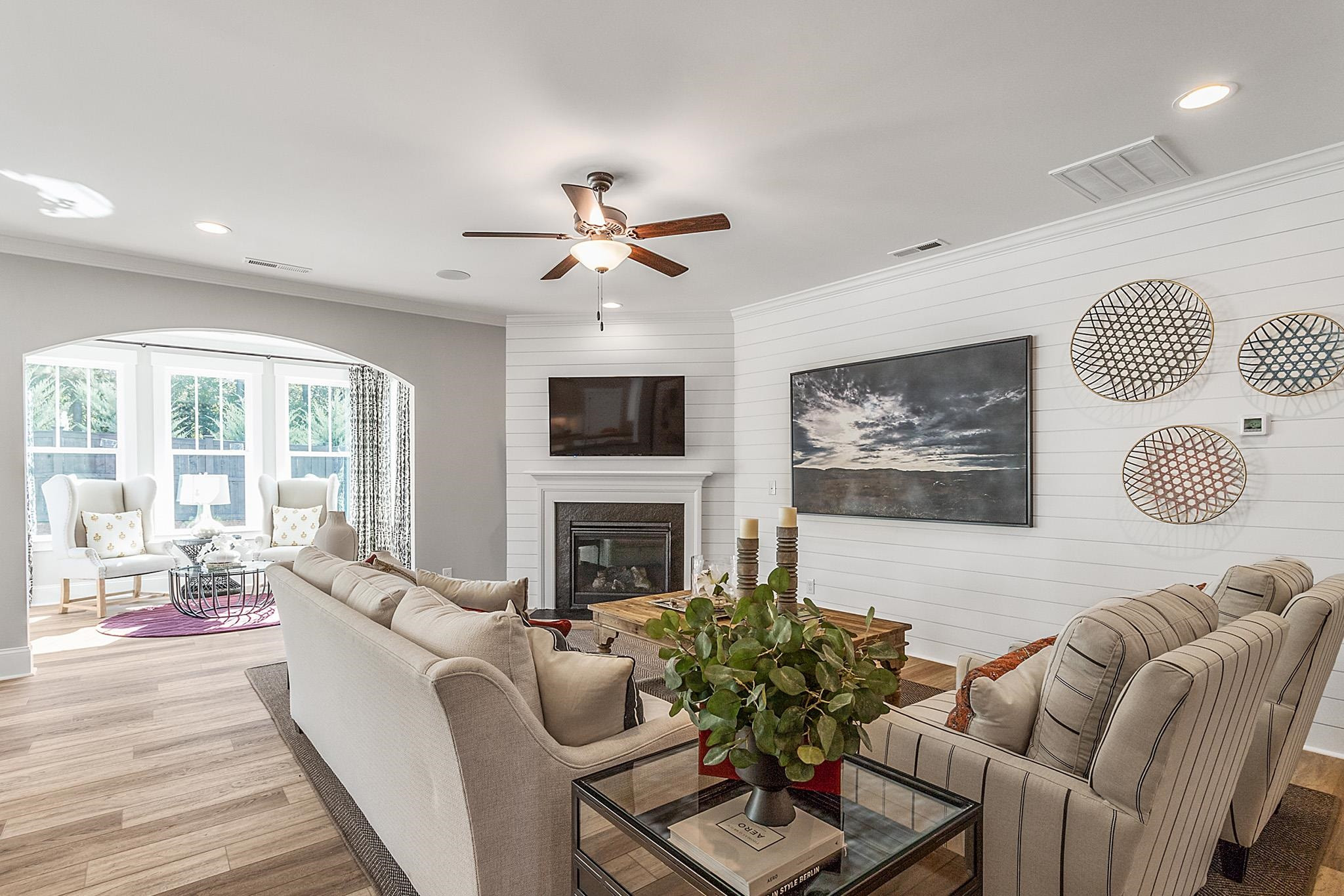 39 N Maple Walk Drive Unit: 76