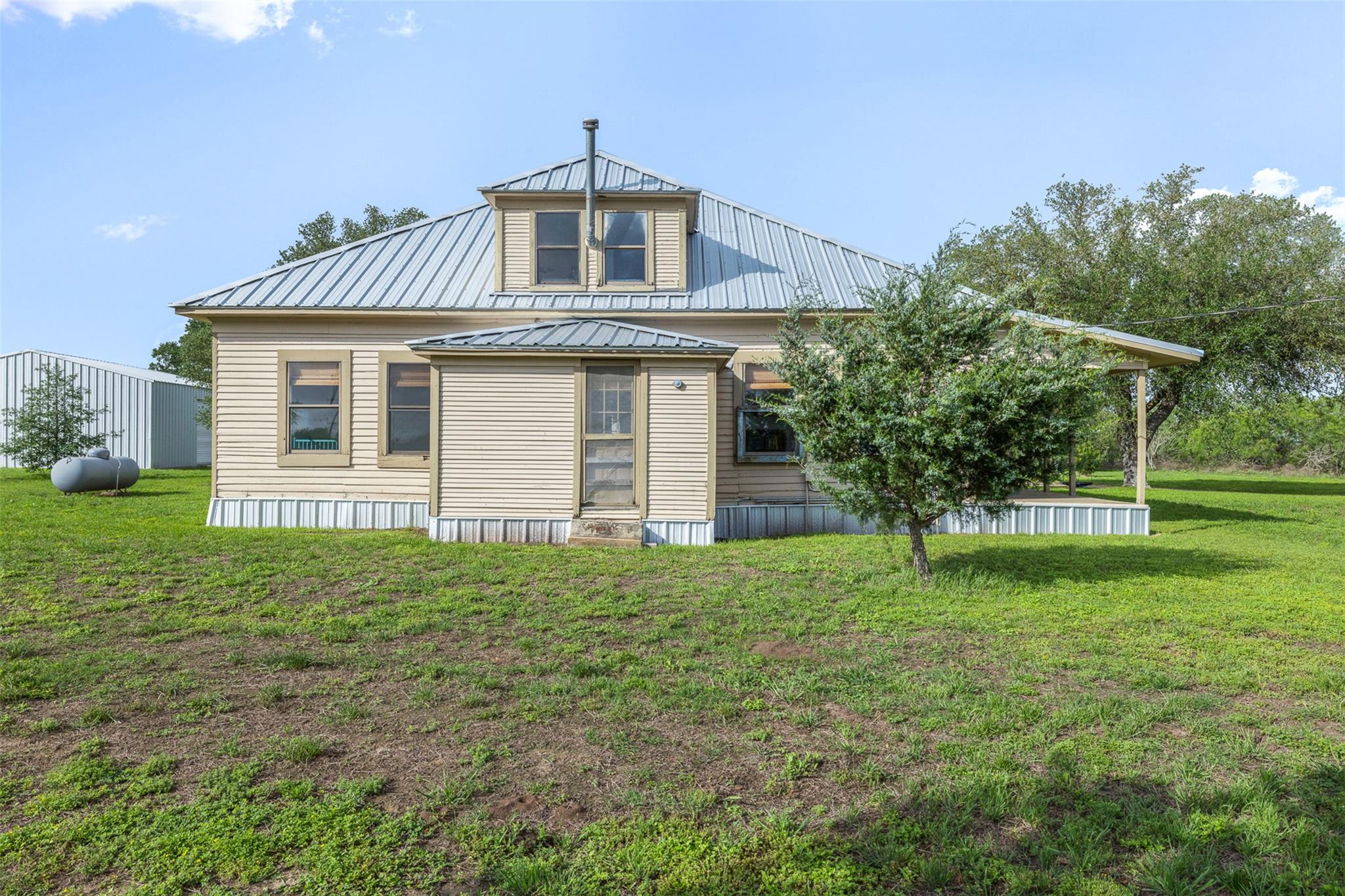2158 County Road 225