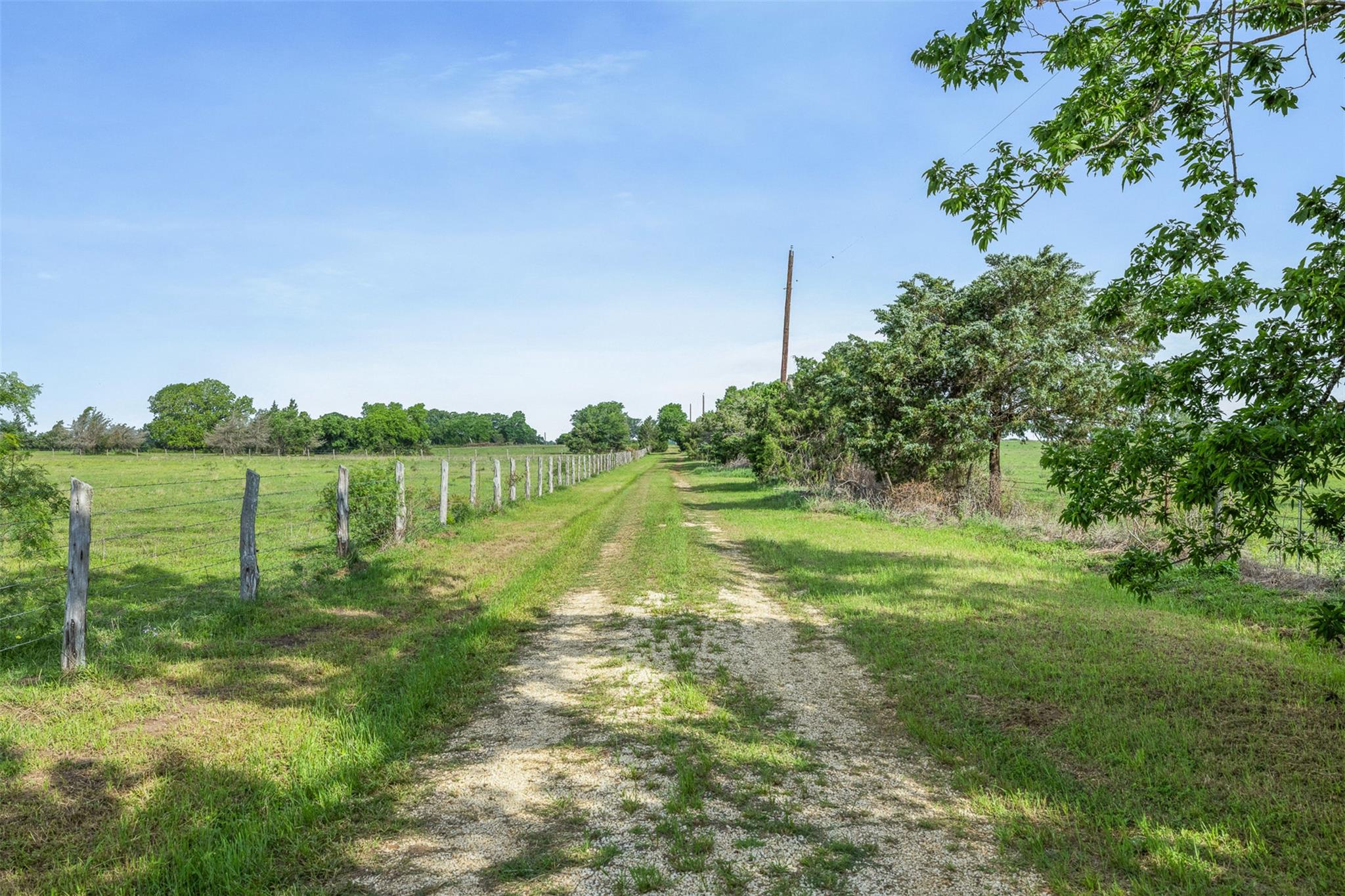 2158 County Road 225