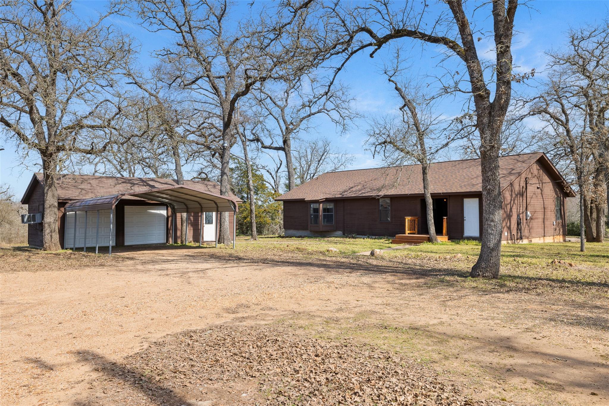 1949 County Road 347 LOOP