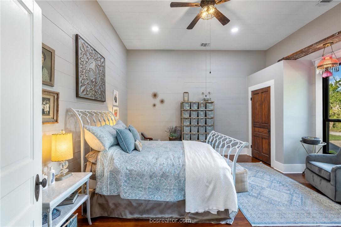413 County Road 410