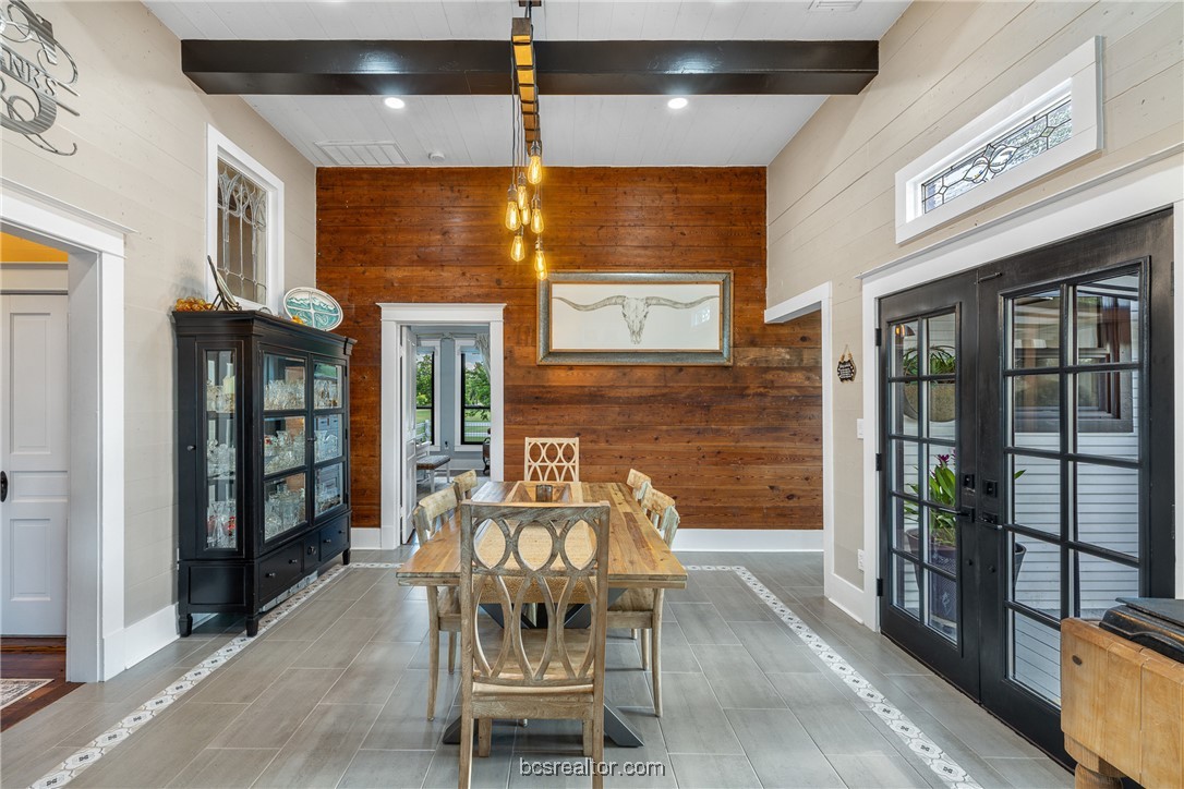 413 County Road 410