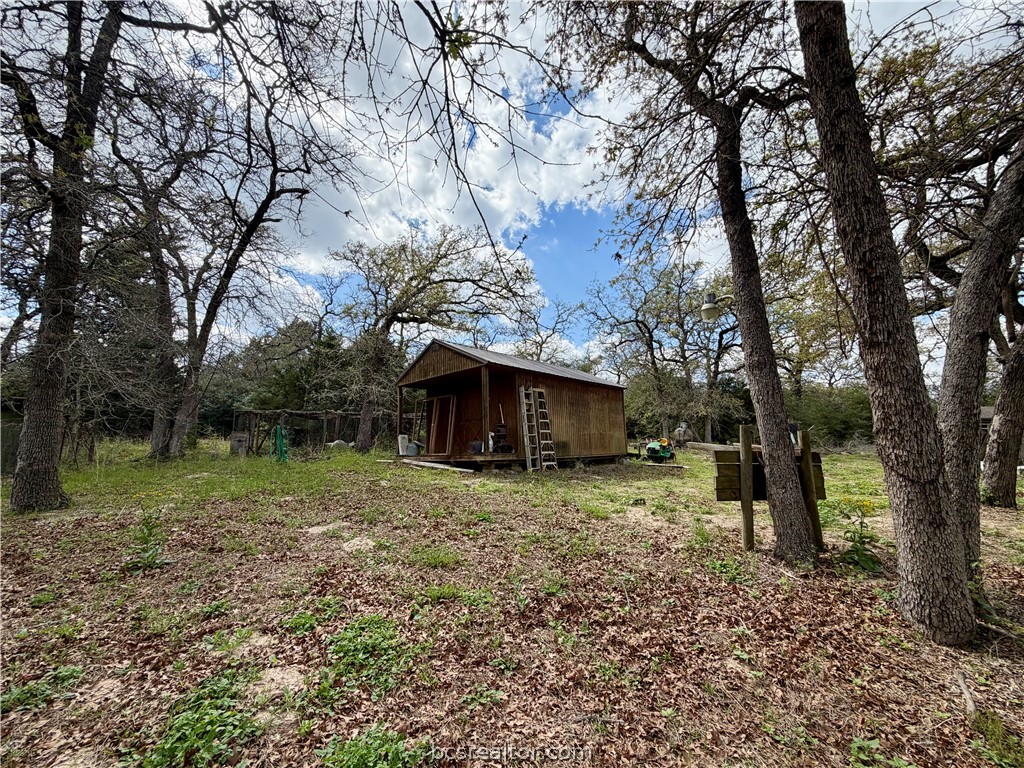 3950 Private Road 2015