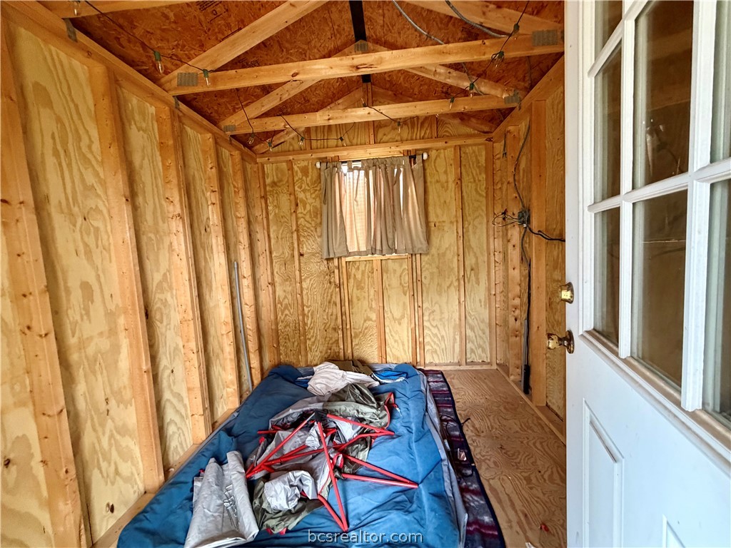 3950 Private Road 2015