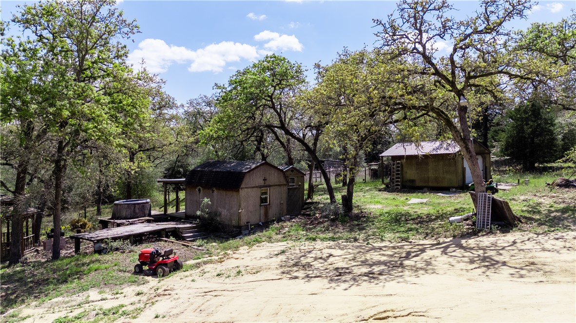 3950 Private Road 2015