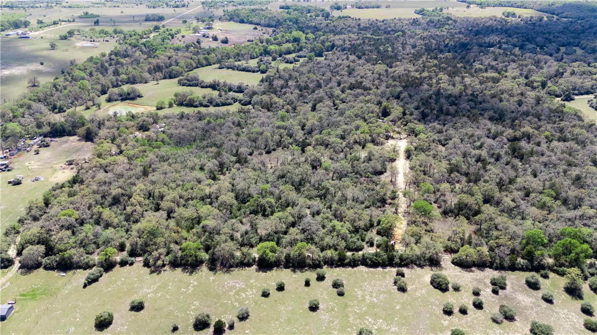 3950 Private Road 2015