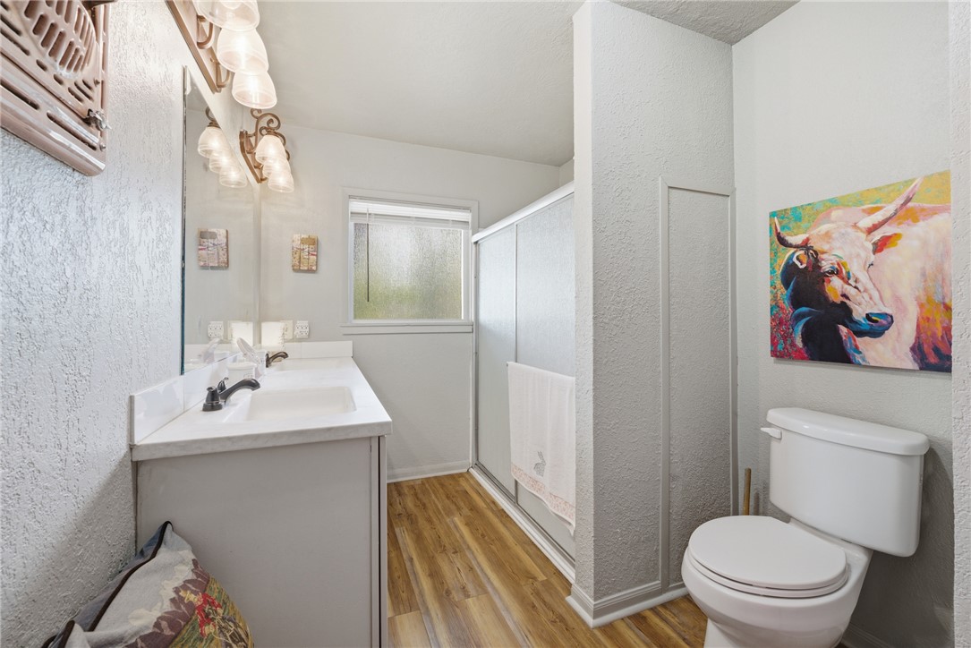 305 North Harvey Street