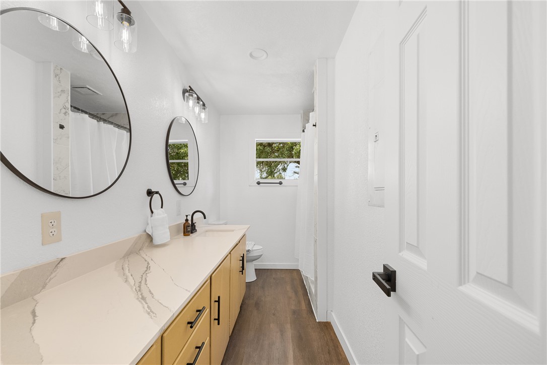 100 Shady Oaks Lane