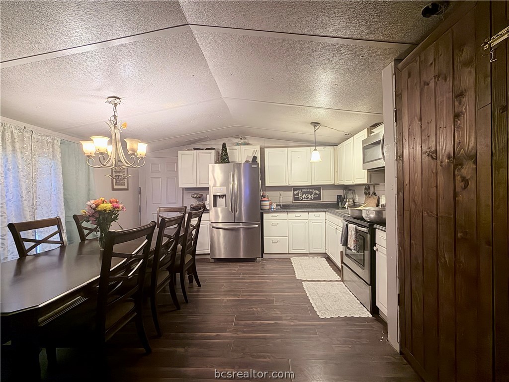 952 Timber Ridge