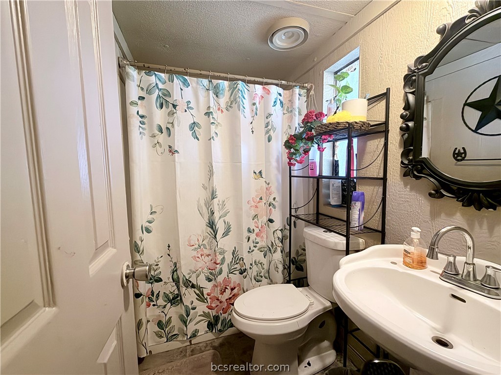 952 Timber Ridge