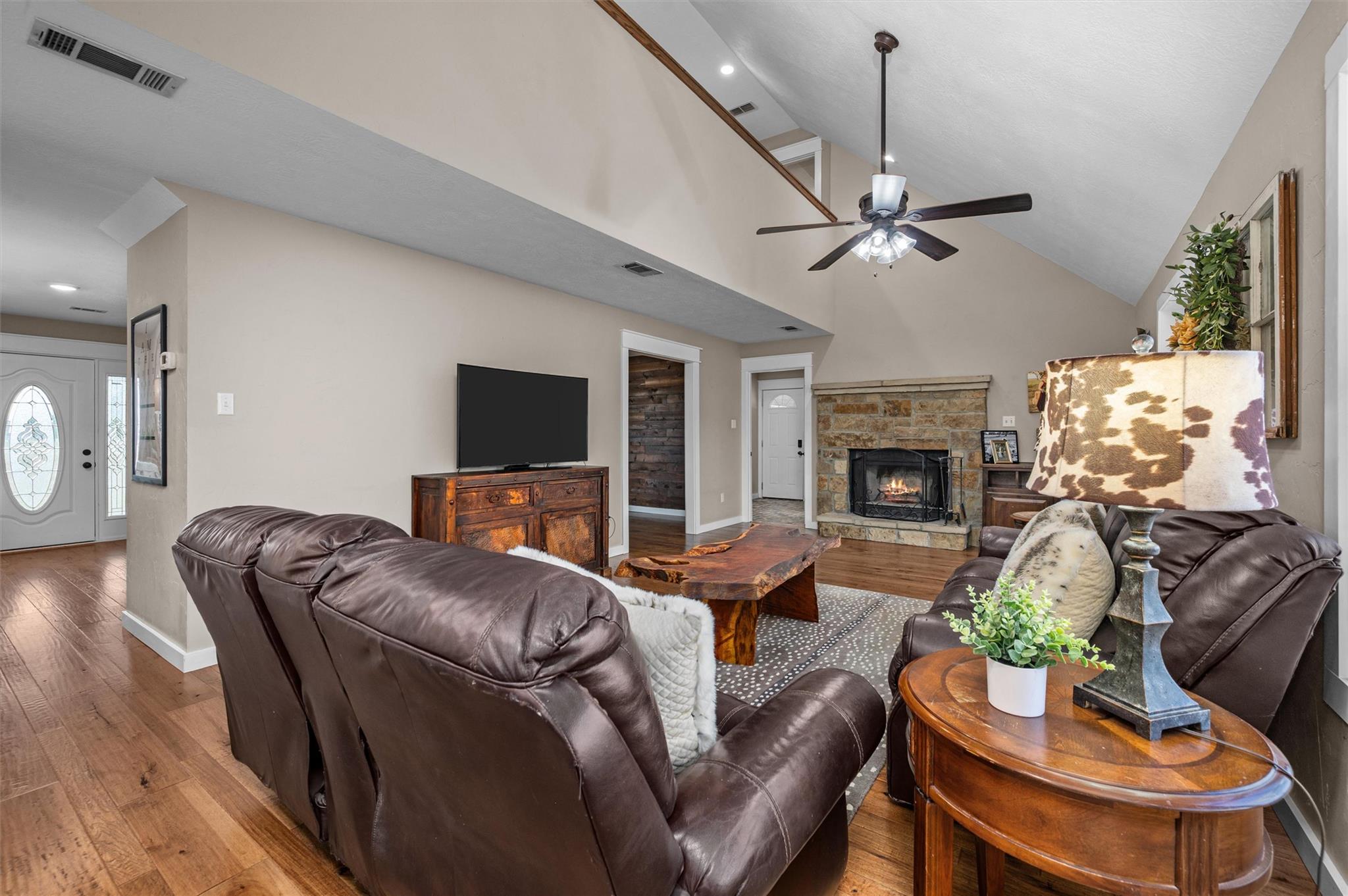 15555 Arhopulos RD