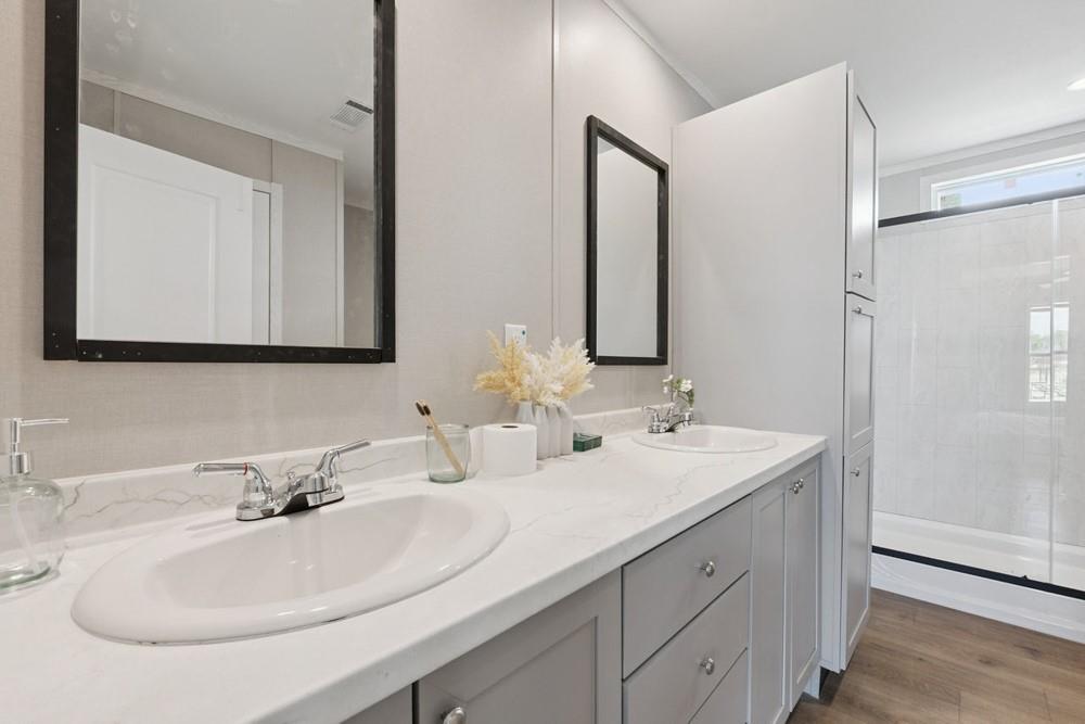 4.81 AC Pauline LN