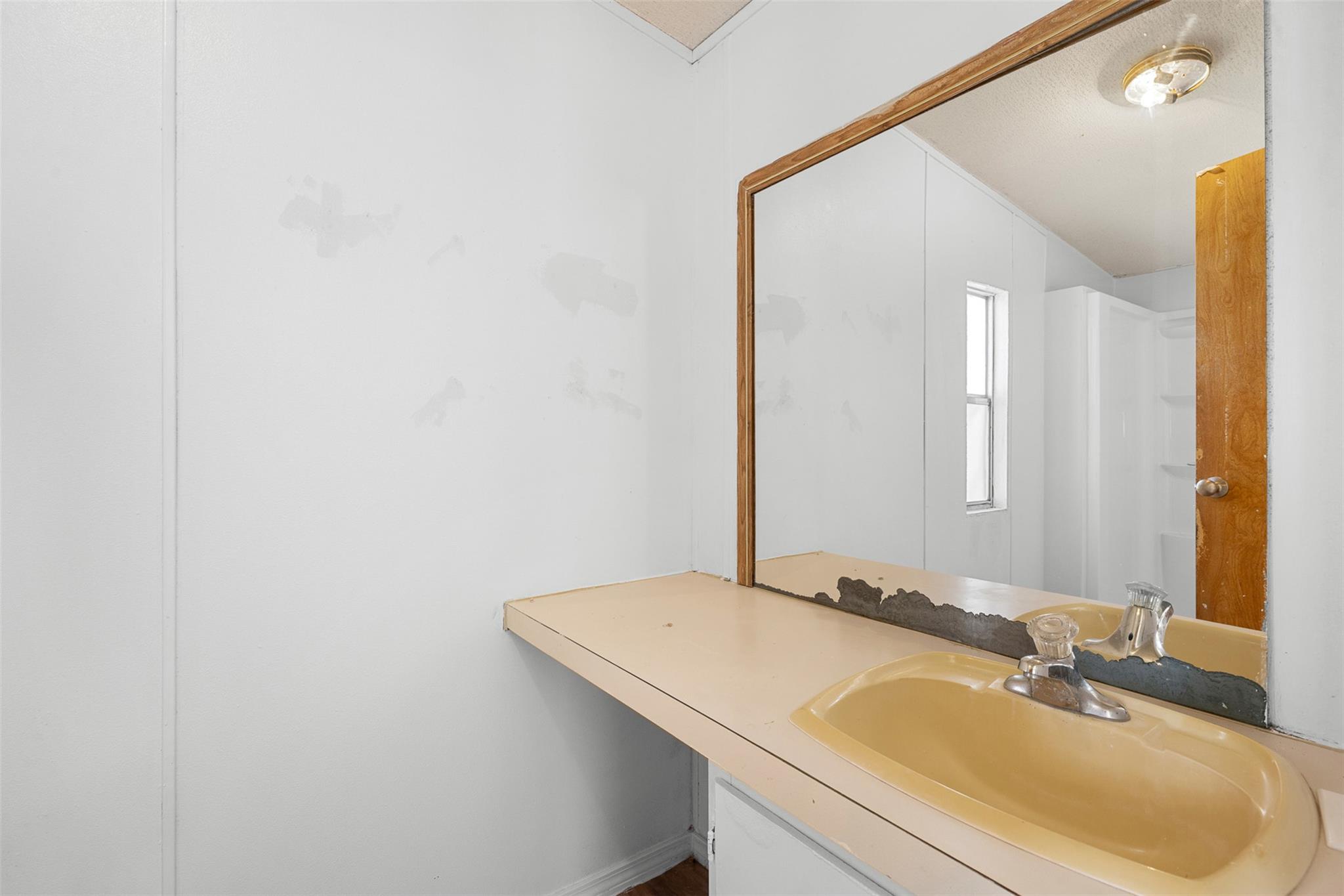 1919 County Road 344 LOOP