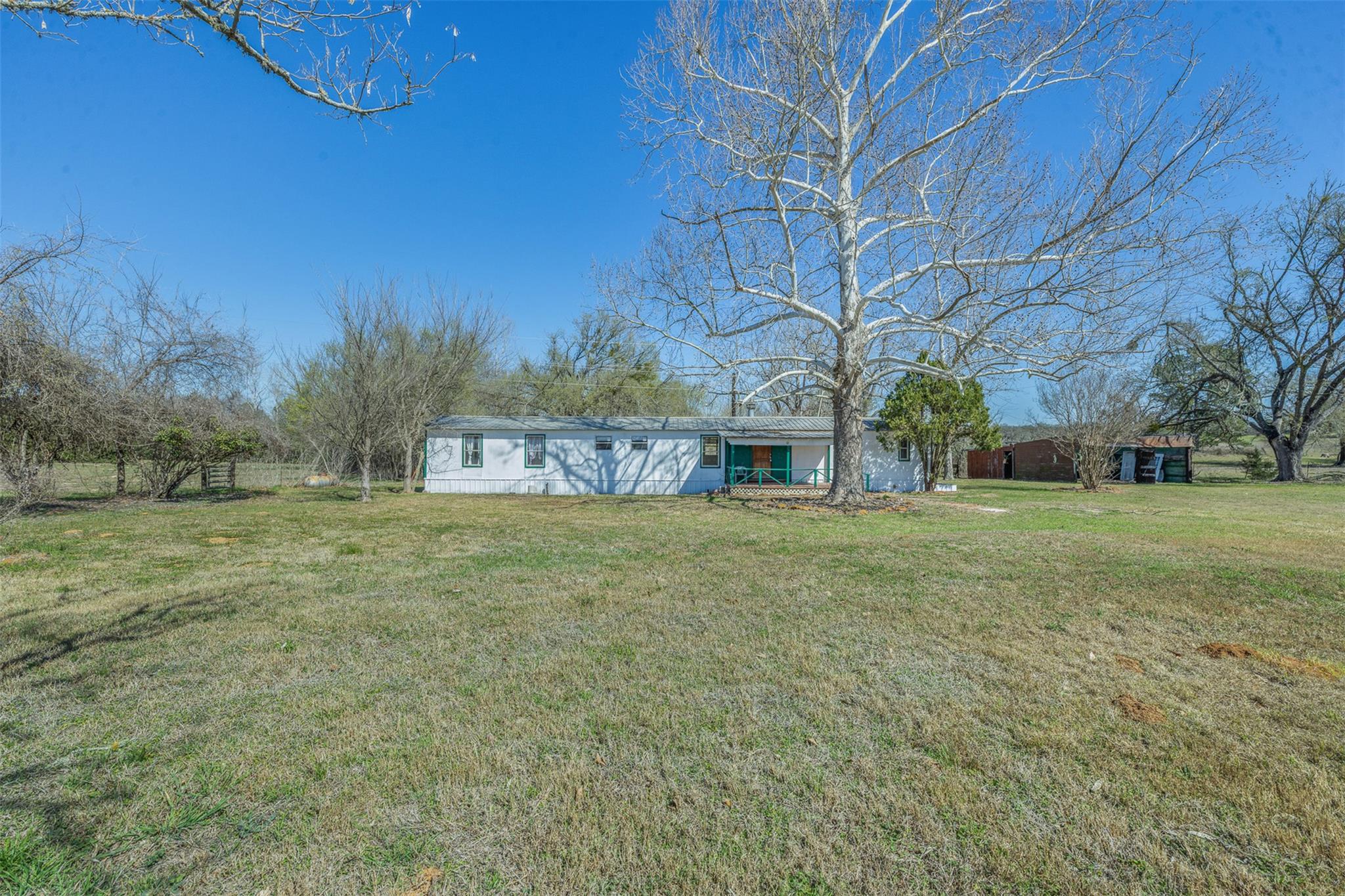 1919 County Road 344 LOOP