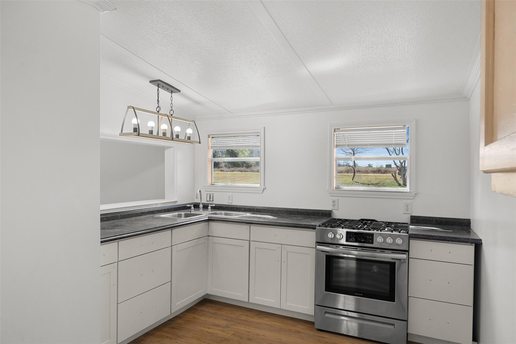 1919 County Road 344 LOOP