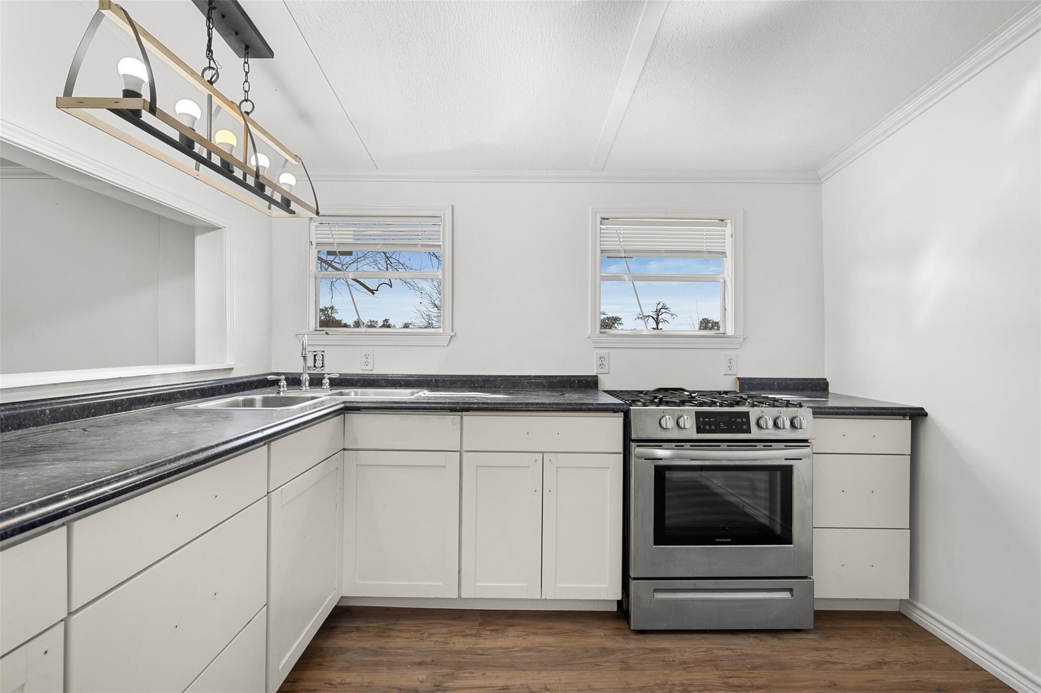 1919 County Road 344 LOOP