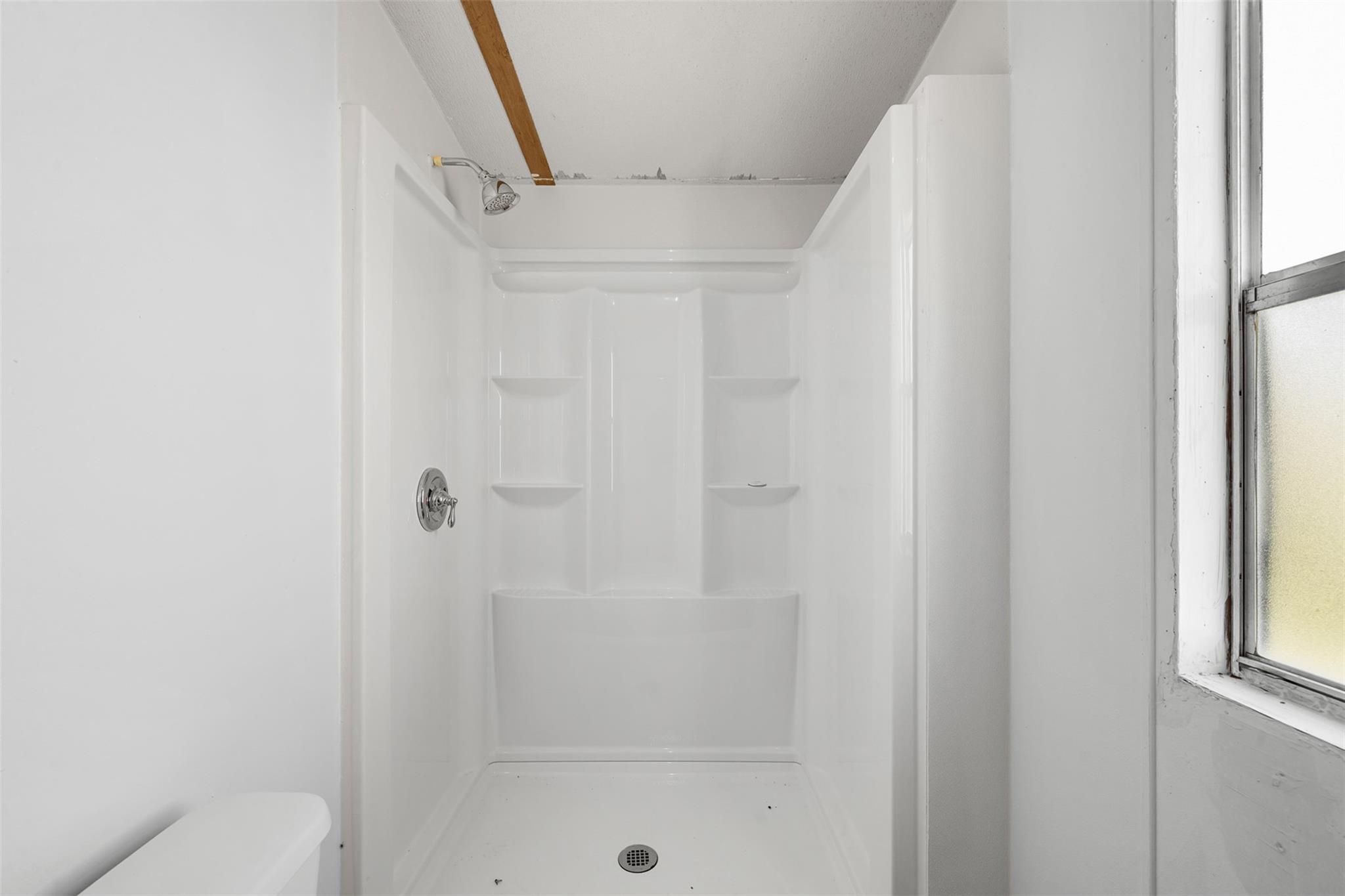 1919 County Road 344 LOOP