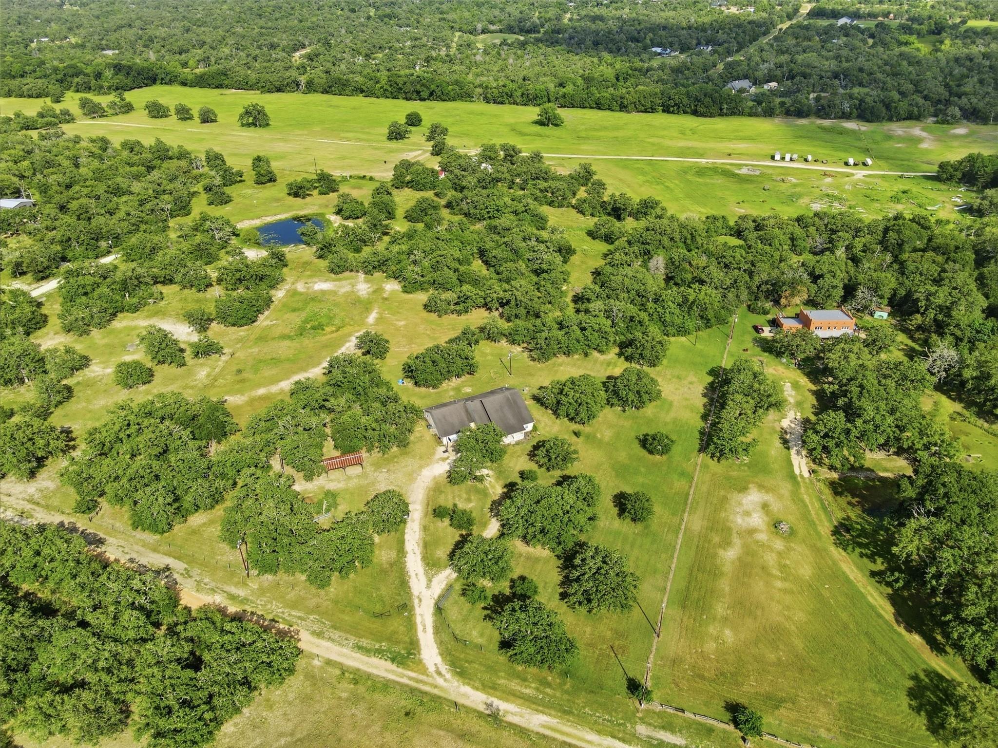 510 Private Road 4035