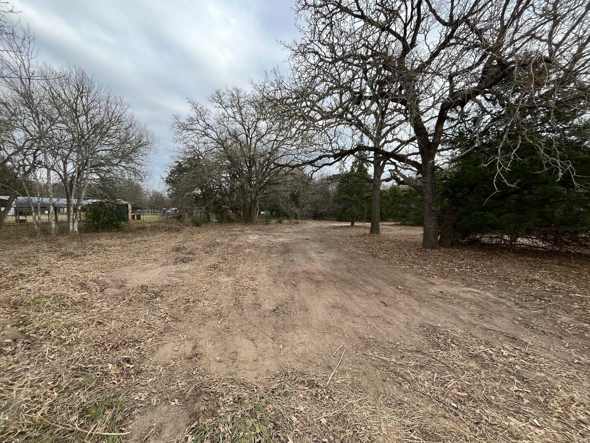 571 Railroad Road