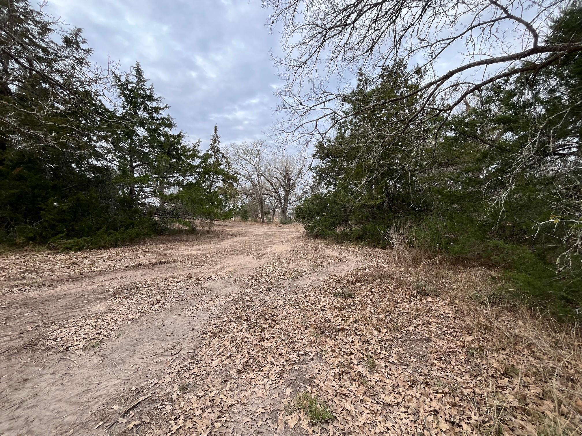 571 Railroad Road