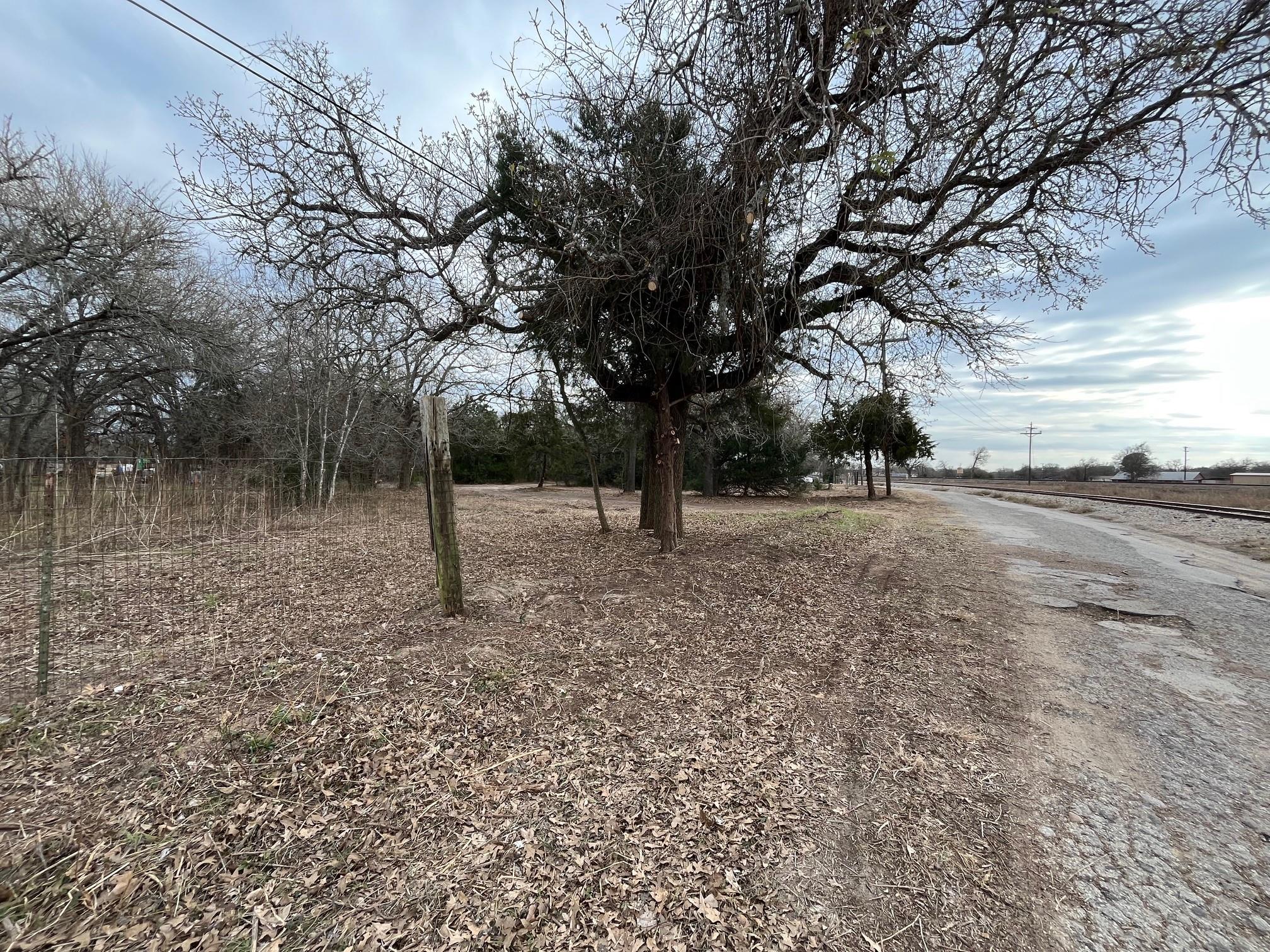 571 Railroad Road