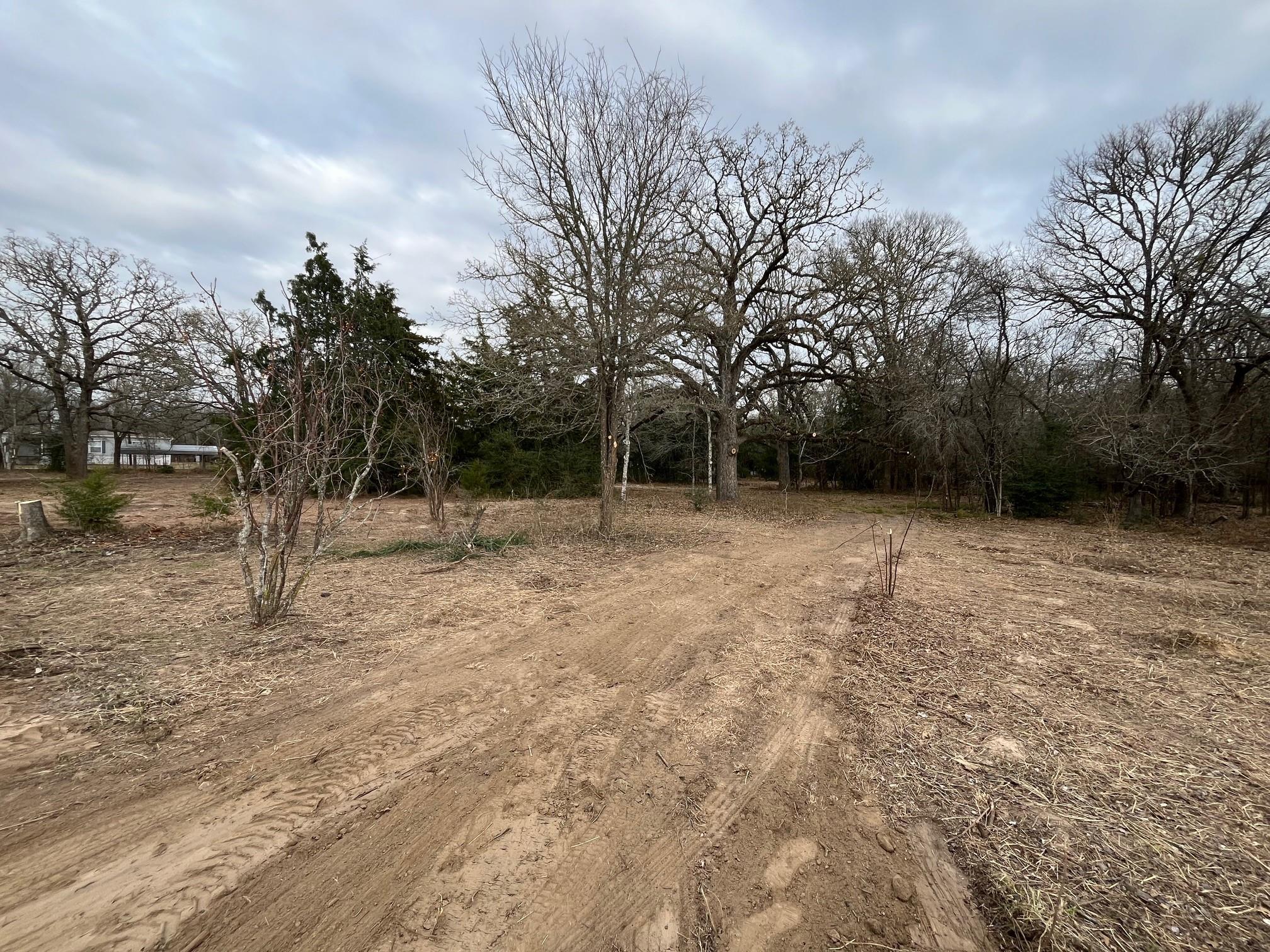 571 Railroad Road