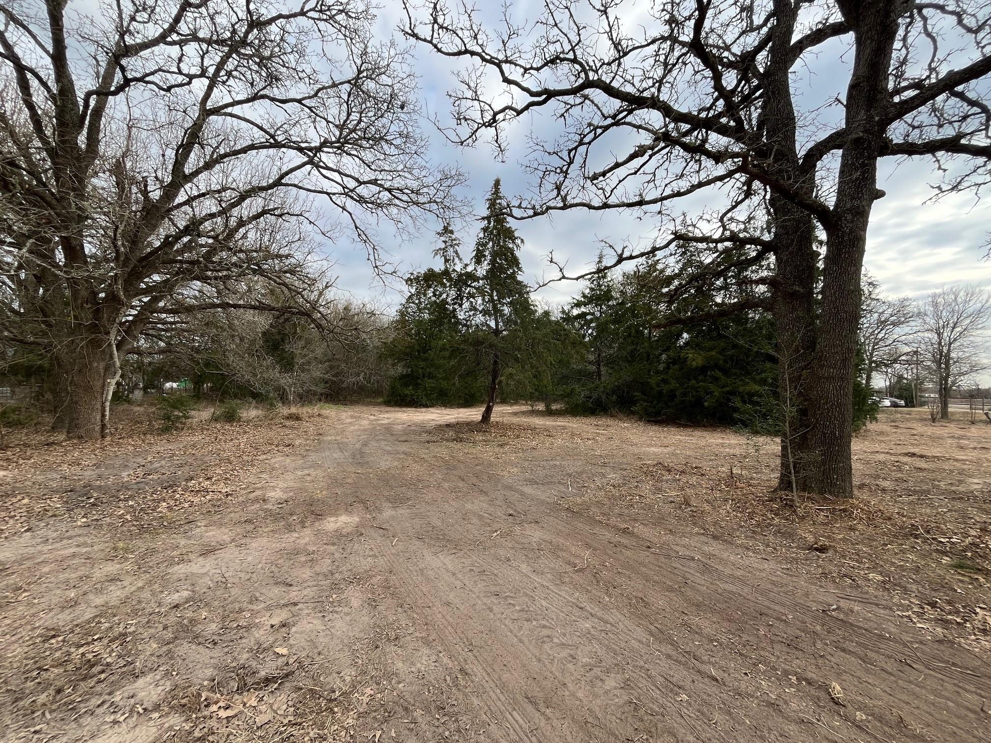 571 Railroad Road