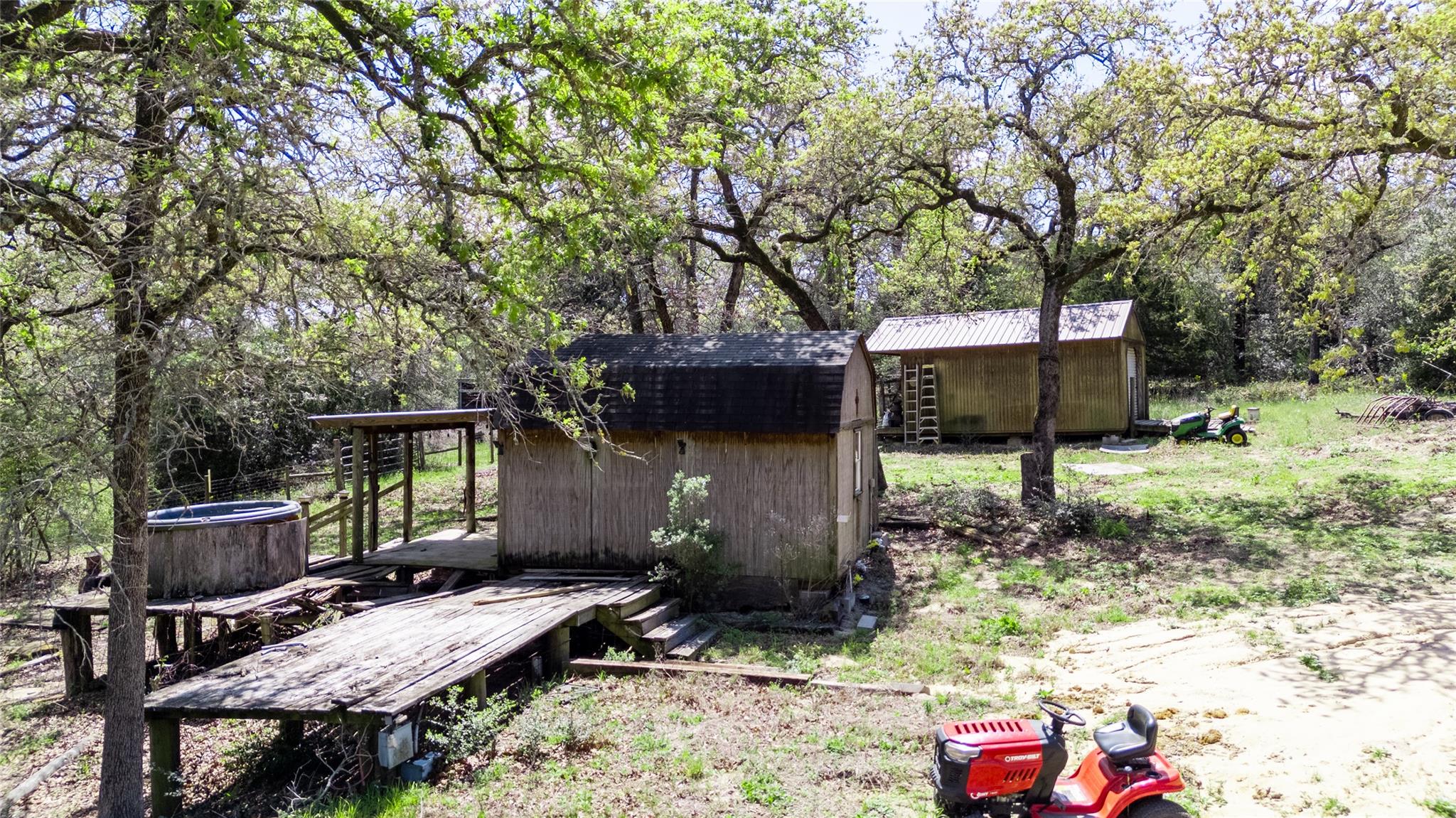 3950 Private Road 2015
