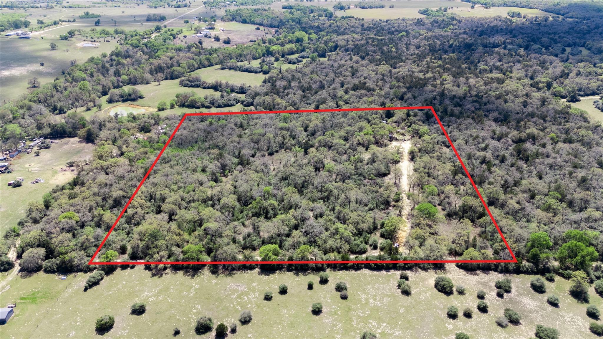 3950 Private Road 2015