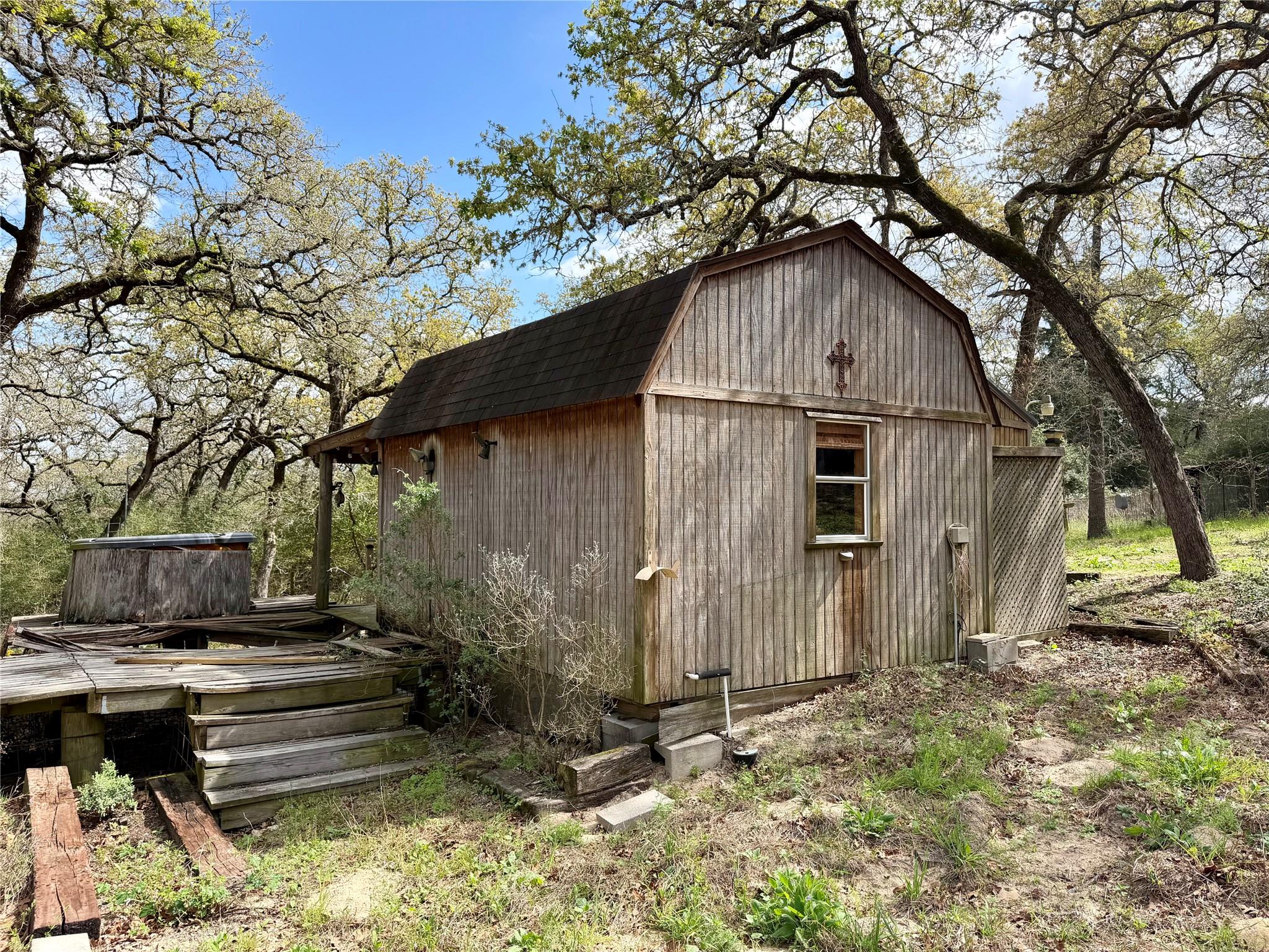 3950 Private Road 2015