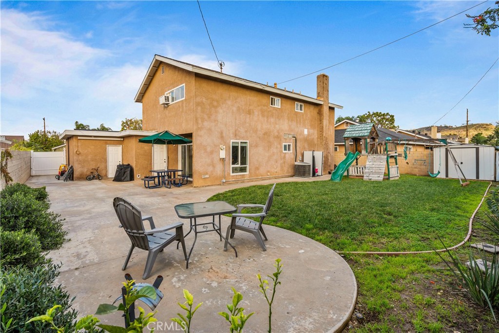 4424 E Sycamore Avenue