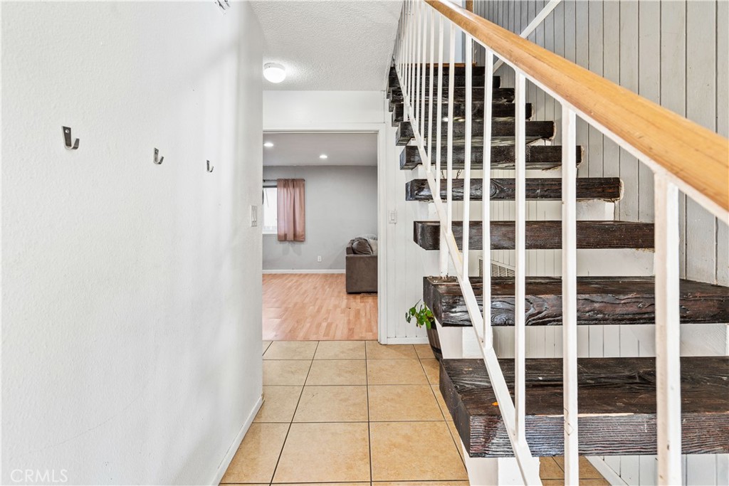 4424 E Sycamore Avenue