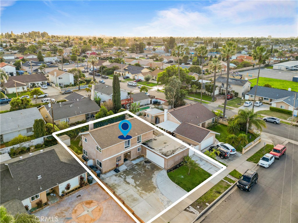 4424 E Sycamore Avenue