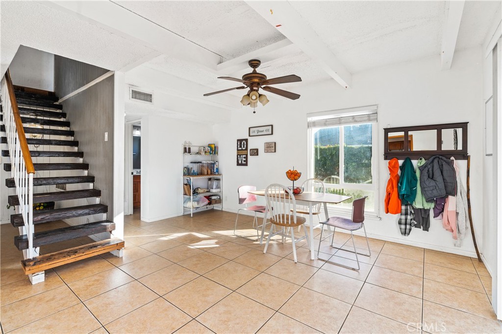 4424 E Sycamore Avenue