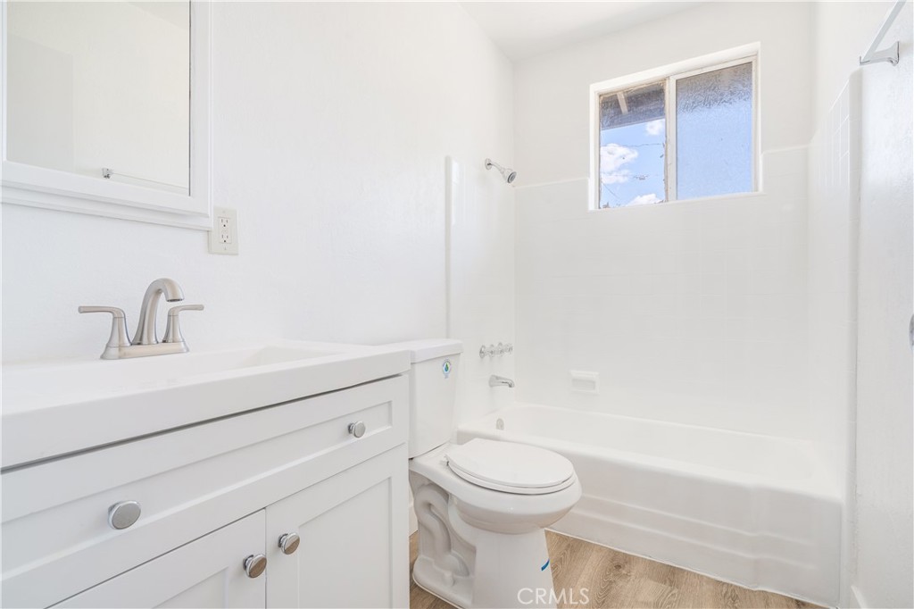 49610 Paradise Avenue