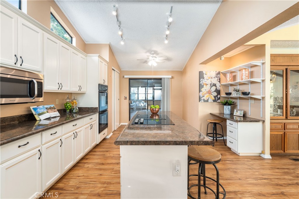 10961 Desert Lawn Drive 193