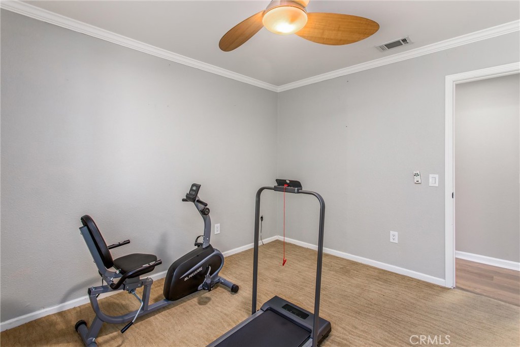 1060 S San Mateo Street