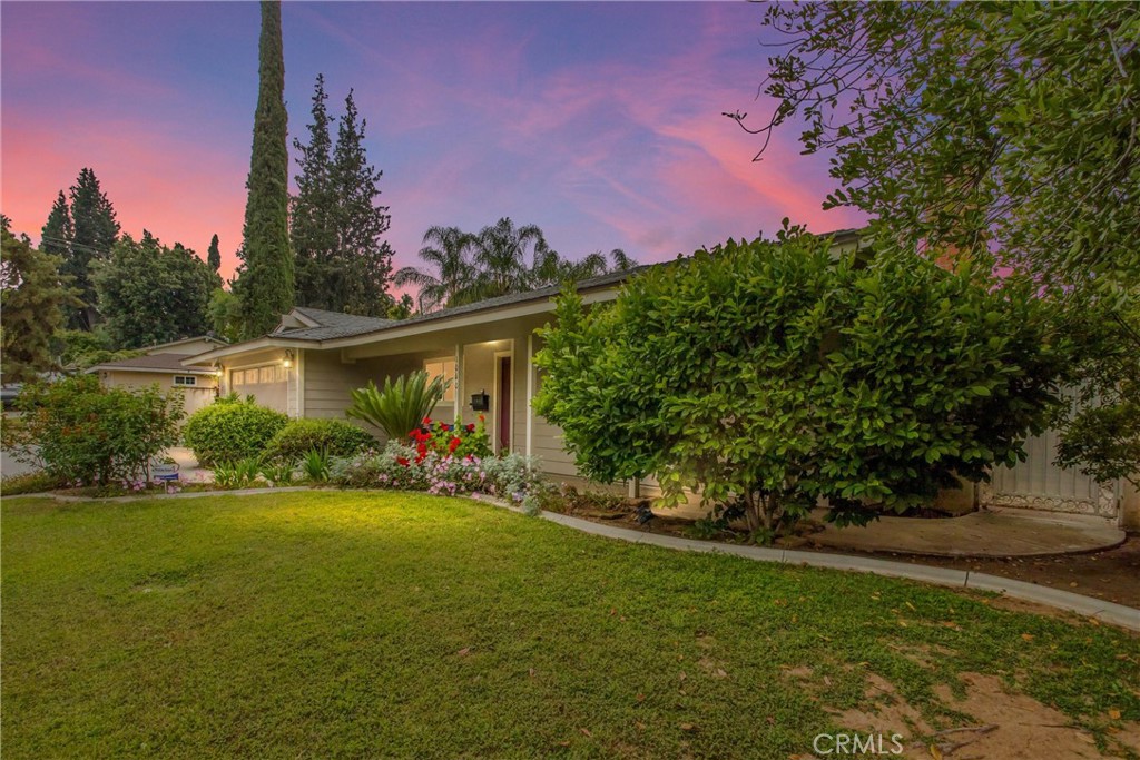 1060 S San Mateo Street