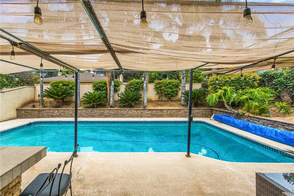 1060 S San Mateo Street