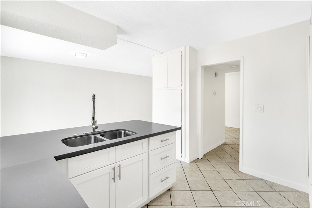 349 N Eucalyptus Avenue 25