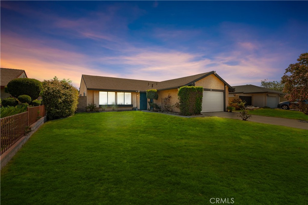 351 S Tamarisk Avenue